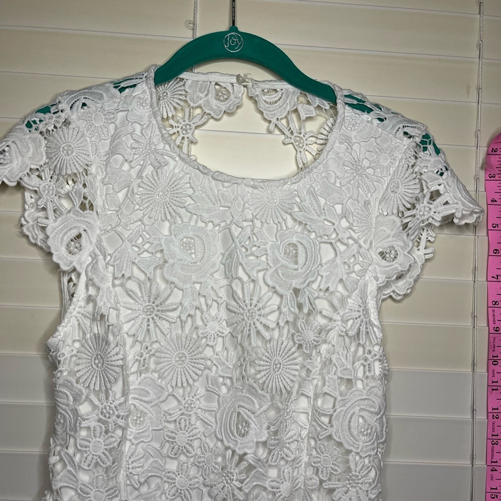Lulus white floral lace dresssBackless